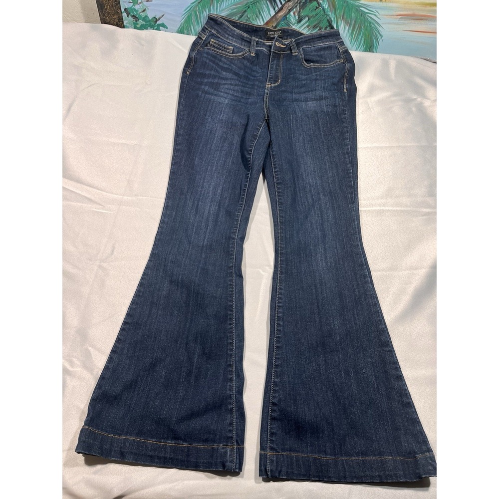 Judy Blue Dark Washed Denim Relax Fit Bell Bottom Size 9 Or 29 X 32
